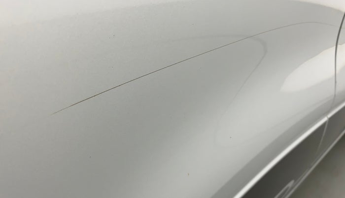 2018 Renault Kwid RXT 1.0, Petrol, Manual, 91,328 km, Right rear door - Minor scratches