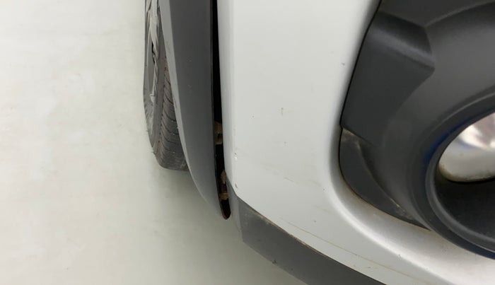 2018 Renault Kwid RXT 1.0, Petrol, Manual, 91,328 km, Front bumper - Bumper cladding minor damage/missing