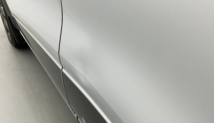2018 Renault Kwid RXT 1.0, Petrol, Manual, 91,328 km, Rear left door - Slightly dented