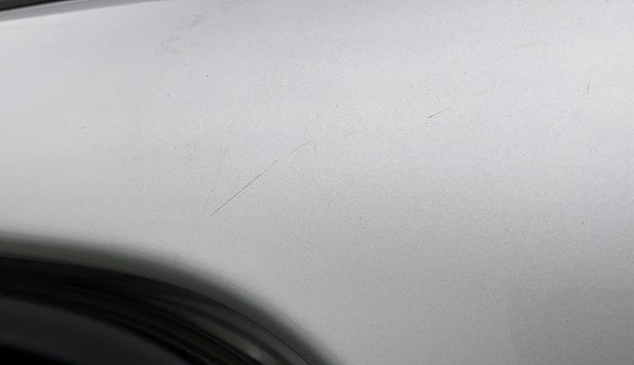 2018 Renault Kwid RXT 1.0, Petrol, Manual, 91,328 km, Left C pillar - Minor scratches
