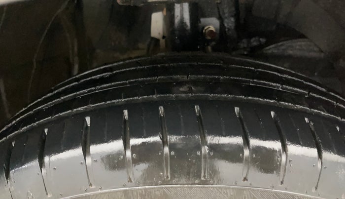 2024 Toyota Glanza E, Petrol, Manual, 21,359 km, Right Front Tyre Tread