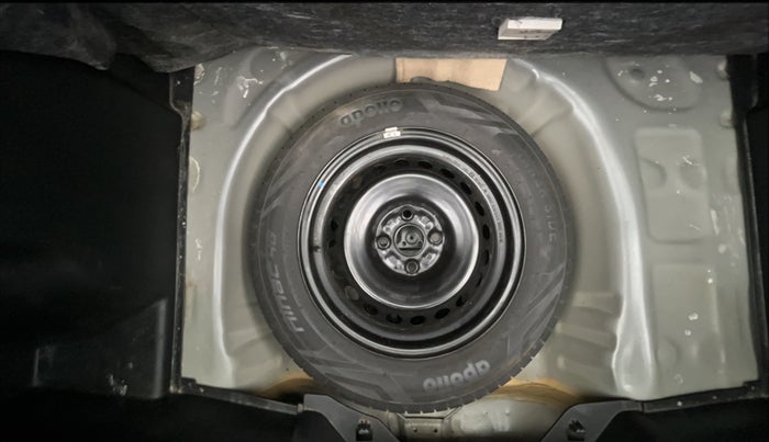 2024 Toyota Glanza E, Petrol, Manual, 21,359 km, Spare Tyre