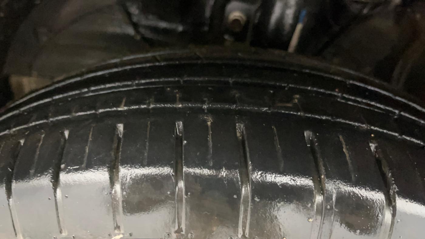 2024 Toyota Glanza E, Petrol, Manual, 21,475 km, Left Front Tyre Tread