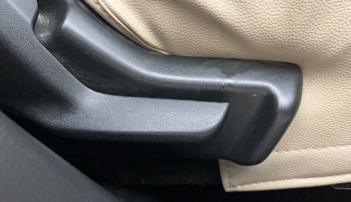 2024 Toyota Glanza E, Petrol, Manual, 21,359 km, Driver Side Adjustment Panel