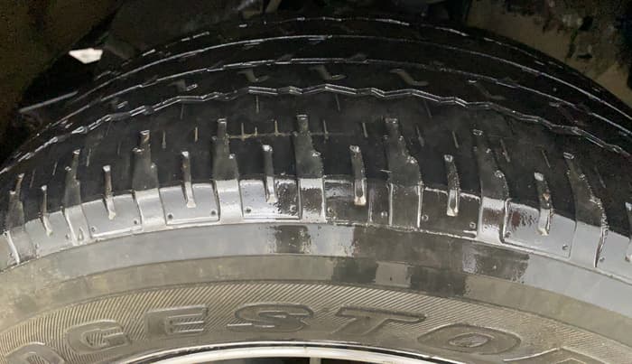 2021 Toyota Fortuner 2.8 4X2 MT, Diesel, Manual, 79,874 km, Right Front Tyre Tread