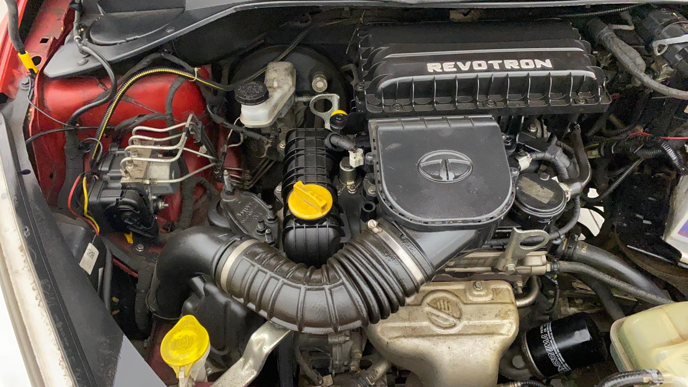 2018 Tata TIGOR XT PETROL, Petrol, Manual, 74,443 km, Engine View - Right