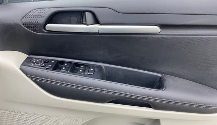 2023 KIA SONET HTX 1.0 TURBO PETROL IMT, Petrol, Manual, 42,406 km, Driver Side Door Panels Control