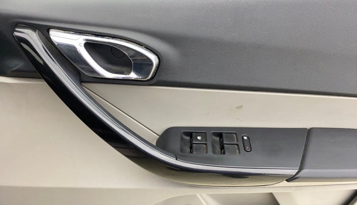 2019 Tata Tiago XZ PLUS PETROL, Petrol, Manual, 67,378 km, Driver Side Door Panels Control