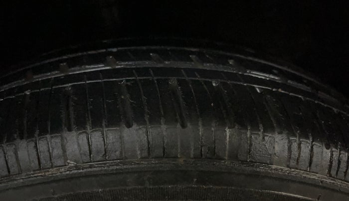 2017 Hyundai Grand i10 MAGNA 1.2 KAPPA VTVT, Petrol, Manual, 46,033 km, Right Front Tyre Tread