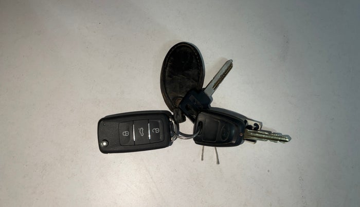 2017 Hyundai Grand i10 MAGNA 1.2 KAPPA VTVT, Petrol, Manual, 46,033 km, Key Close Up