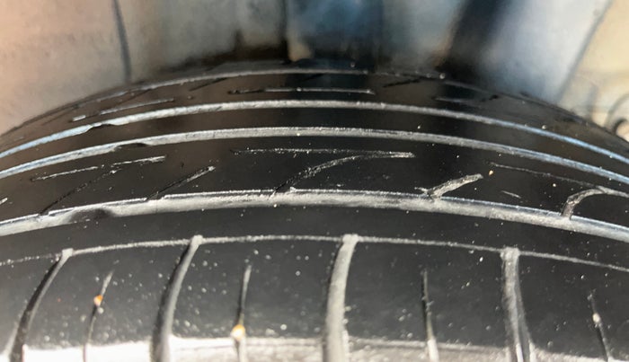 2019 Hyundai Xcent S AT 1.2, Petrol, Automatic, 78,399 km, Left Rear Tyre Tread