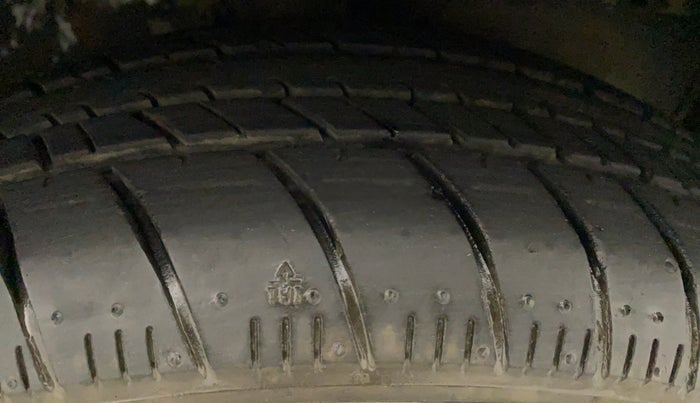 2015 Maruti Celerio VXI, Petrol, Manual, 29,535 km, Right Front Tyre Tread