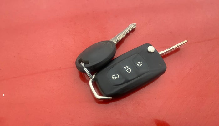 2018 Tata Tiago XZA PETROL, Petrol, Automatic, 41,941 km, Key Close Up