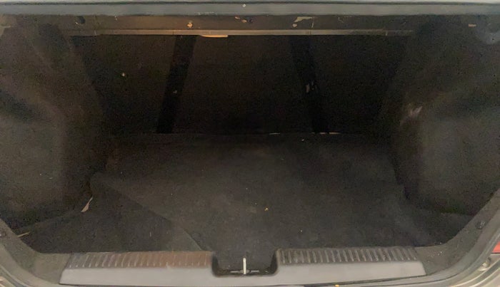 2018 Maruti Dzire ZDI PLUS AMT, Diesel, Automatic, 1,02,334 km, Boot Inside