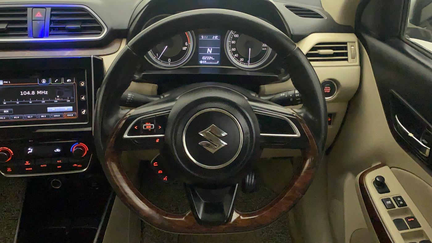 2018 Maruti Dzire ZDI PLUS AMT, Diesel, Automatic, 1,02,334 km, Steering Wheel Close Up