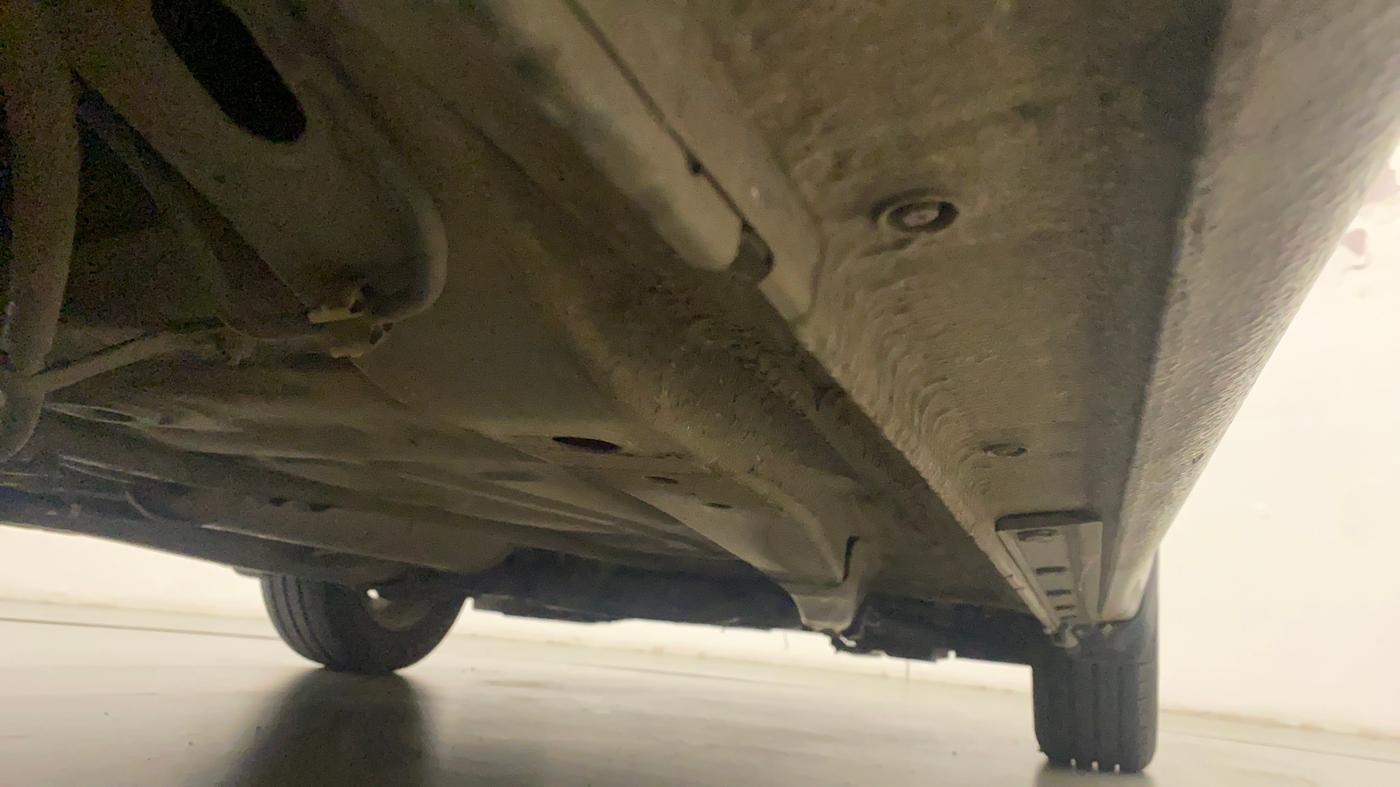 2018 Maruti Dzire ZDI PLUS AMT, Diesel, Automatic, 1,02,334 km, Right Side Underbody