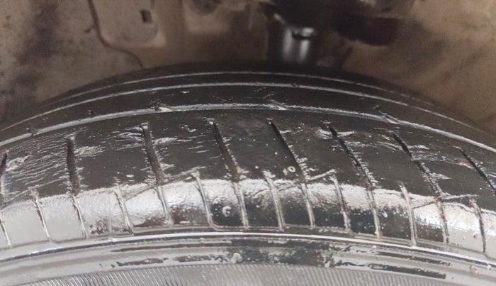 2019 Hyundai Verna 1.4 E PETROL, Petrol, Manual, 54,338 km, Left Front Tyre Tread