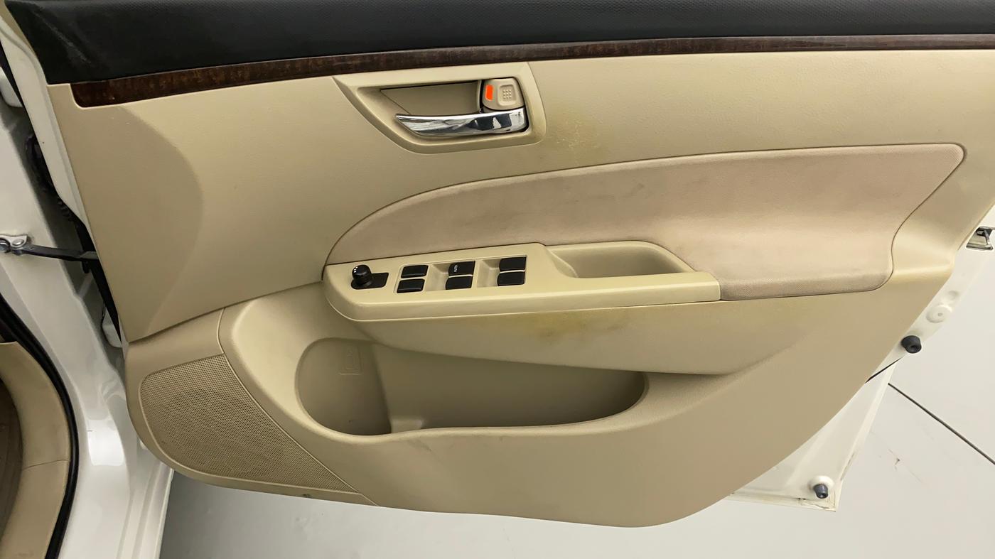 2013 Maruti Swift Dzire ZDI, Diesel, Manual, 1,03,647 km, Driver Side Door Panels Control