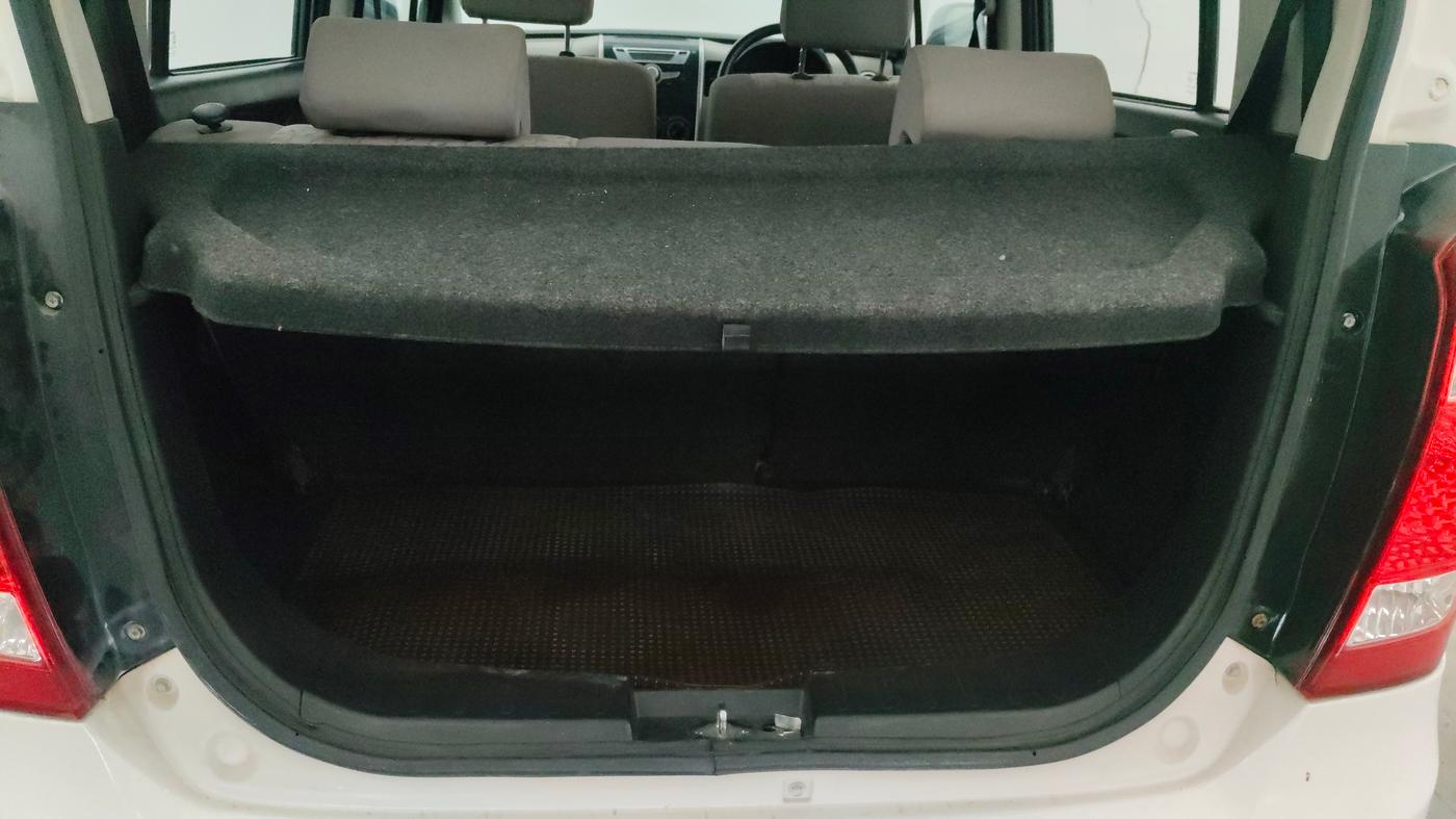 2015 Maruti Wagon R 1.0 VXI, Petrol, Manual, 15,274 km, Boot Inside