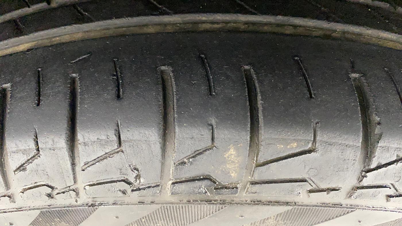 2020 Maruti S Cross ZETA 1.5, Petrol, Manual, 45,112 km, Left Front Tyre Tread