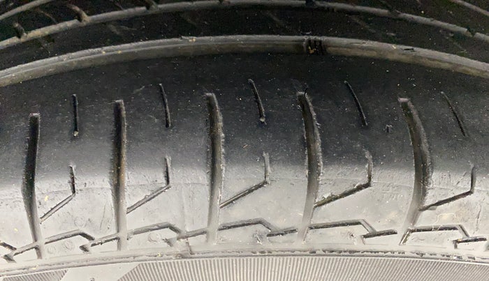 2020 Maruti S Cross ZETA 1.5, Petrol, Manual, 45,112 km, Right Rear Tyre Tread