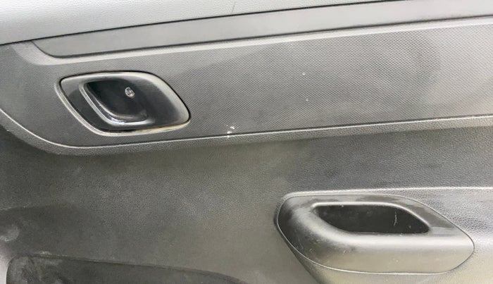 2021 Renault Kwid RXT 1.0 (O), Petrol, Manual, 21,852 km, Driver Side Door Panels Control