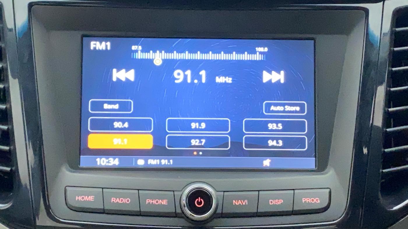 2019 Mahindra XUV300 W8 (O) 1.5 DIESEL, Diesel, Manual, 25,095 km, Infotainment System