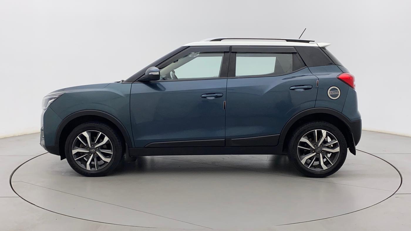 2019 Mahindra XUV300 W8 (O) 1.5 DIESEL, Diesel, Manual, 25,095 km, Left Side