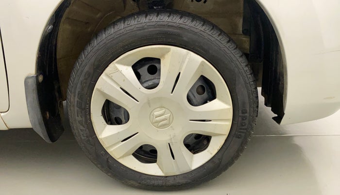 2013 Maruti Wagon R 1.0 VXI, Petrol, Manual, 26,924 km, Right Front Wheel