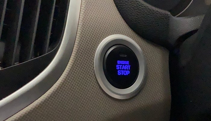 2017 Hyundai Creta SX PLUS AT 1.6 PETROL, Petrol, Automatic, 51,399 km, Keyless Start/ Stop Button