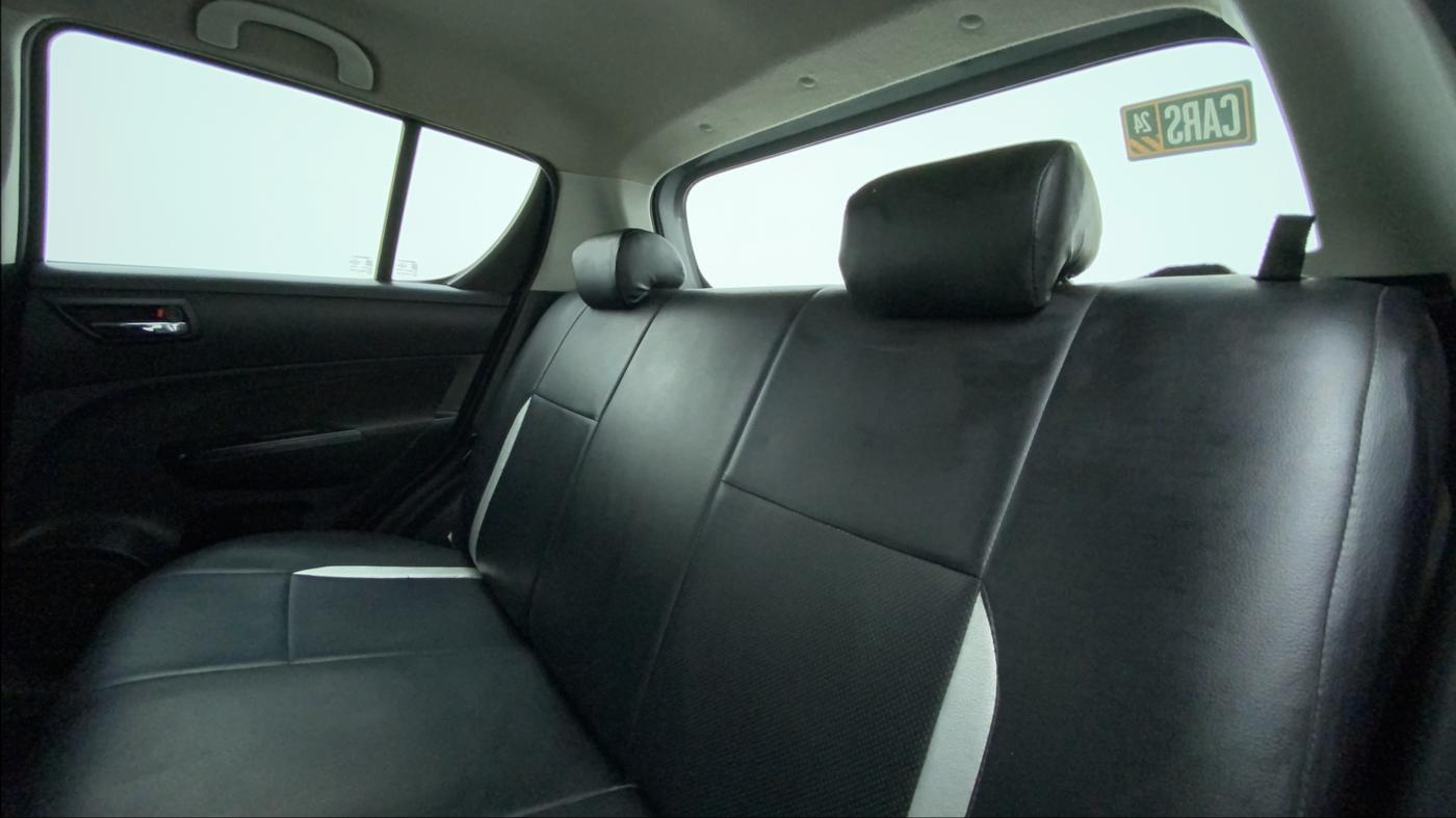 2011 Maruti Swift VXI, Petrol, Manual, 75,674 km, Right Side Rear Door Cabin