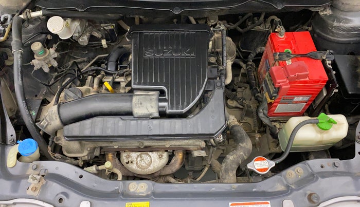2011 Maruti Swift VXI, Petrol, Manual, 75,674 km, Open Bonet