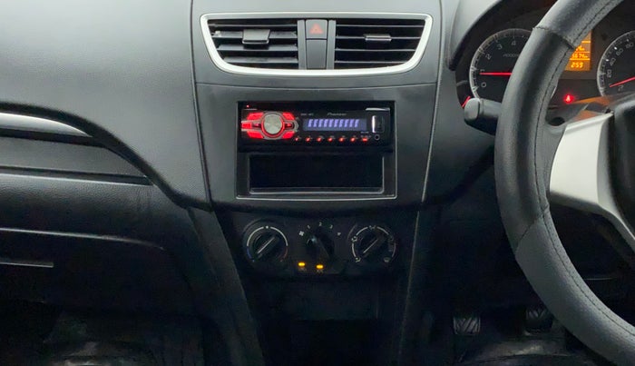 2011 Maruti Swift VXI, Petrol, Manual, 75,674 km, Air Conditioner