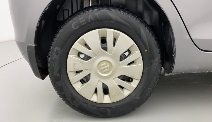 2011 Maruti Swift VXI, Petrol, Manual, 75,674 km, Right Rear Wheel