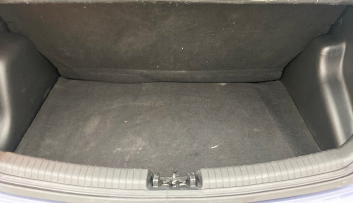 2014 Hyundai Grand i10 SPORTZ 1.2 KAPPA VTVT, Petrol, Manual, 68,474 km, Boot Inside