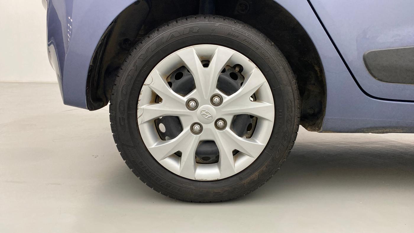 2014 Hyundai Grand i10 SPORTZ 1.2 KAPPA VTVT, Petrol, Manual, 68,474 km, Right Rear Wheel