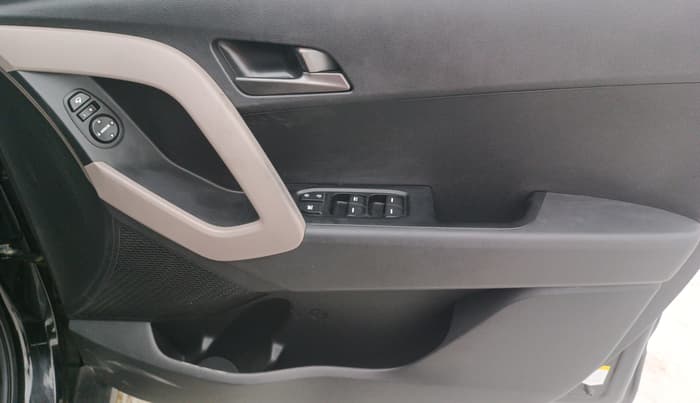 2017 Hyundai Creta SX PLUS AT 1.6 PETROL, Petrol, Automatic, 59,262 km, Driver Side Door Panels Control