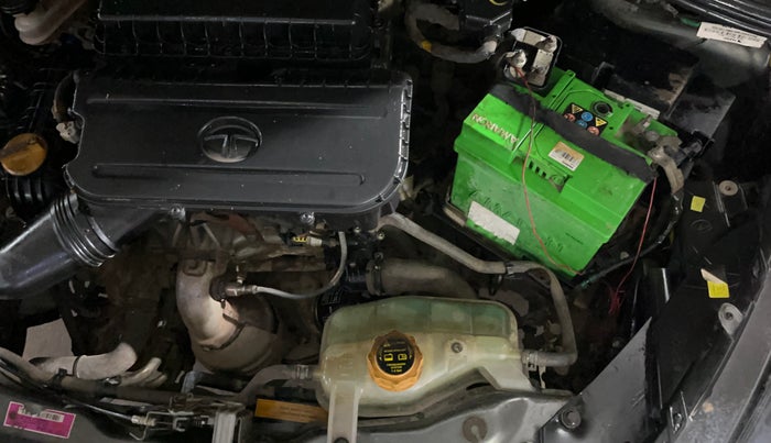 2020 Tata Tiago XT 1.2 REVOTRON, Petrol, Manual, 77,018 km, Engine View - Left