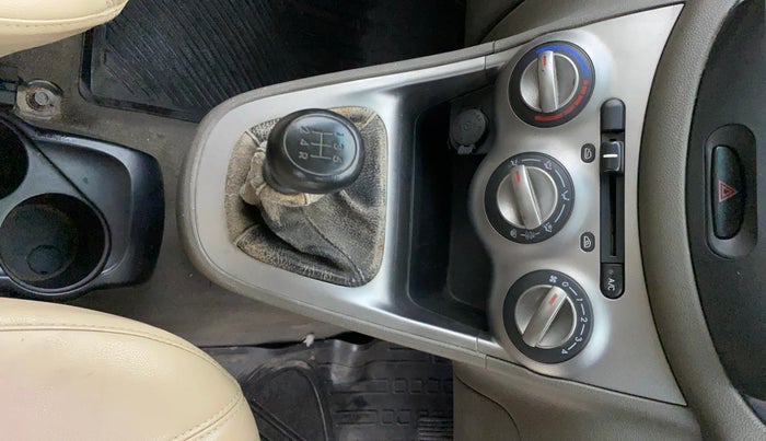 2012 Hyundai i10 MAGNA 1.2, Petrol, Manual, 38,053 km, Gear Lever