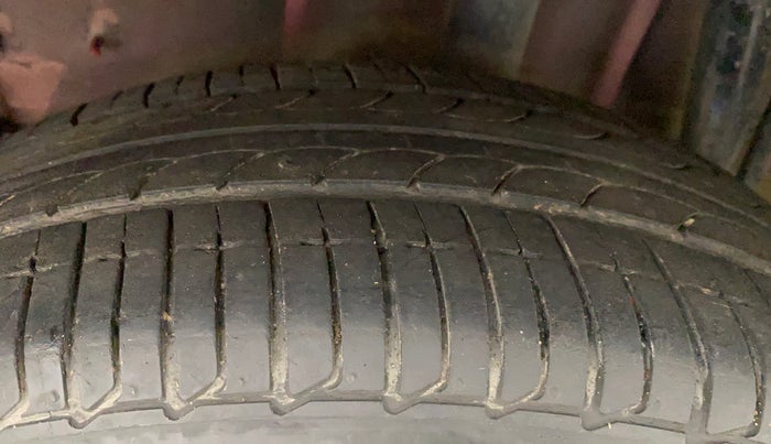 2019 Tata Tiago XZA PLUS PETROL, Petrol, Automatic, 30,397 km, Left Rear Tyre Tread