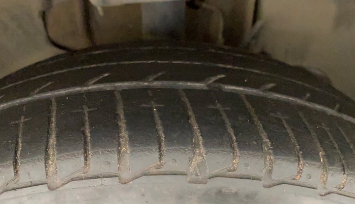 2019 Tata Tiago XZA PLUS PETROL, Petrol, Automatic, 30,397 km, Right Front Tyre Tread