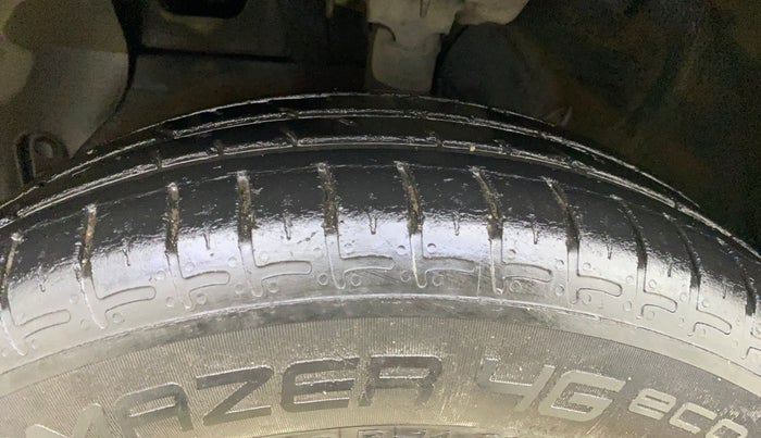 2022 Hyundai GRAND I10 NIOS SPORTZ 1.2 KAPPA VTVT CNG, CNG, Manual, 61,671 km, Left Front Tyre Tread