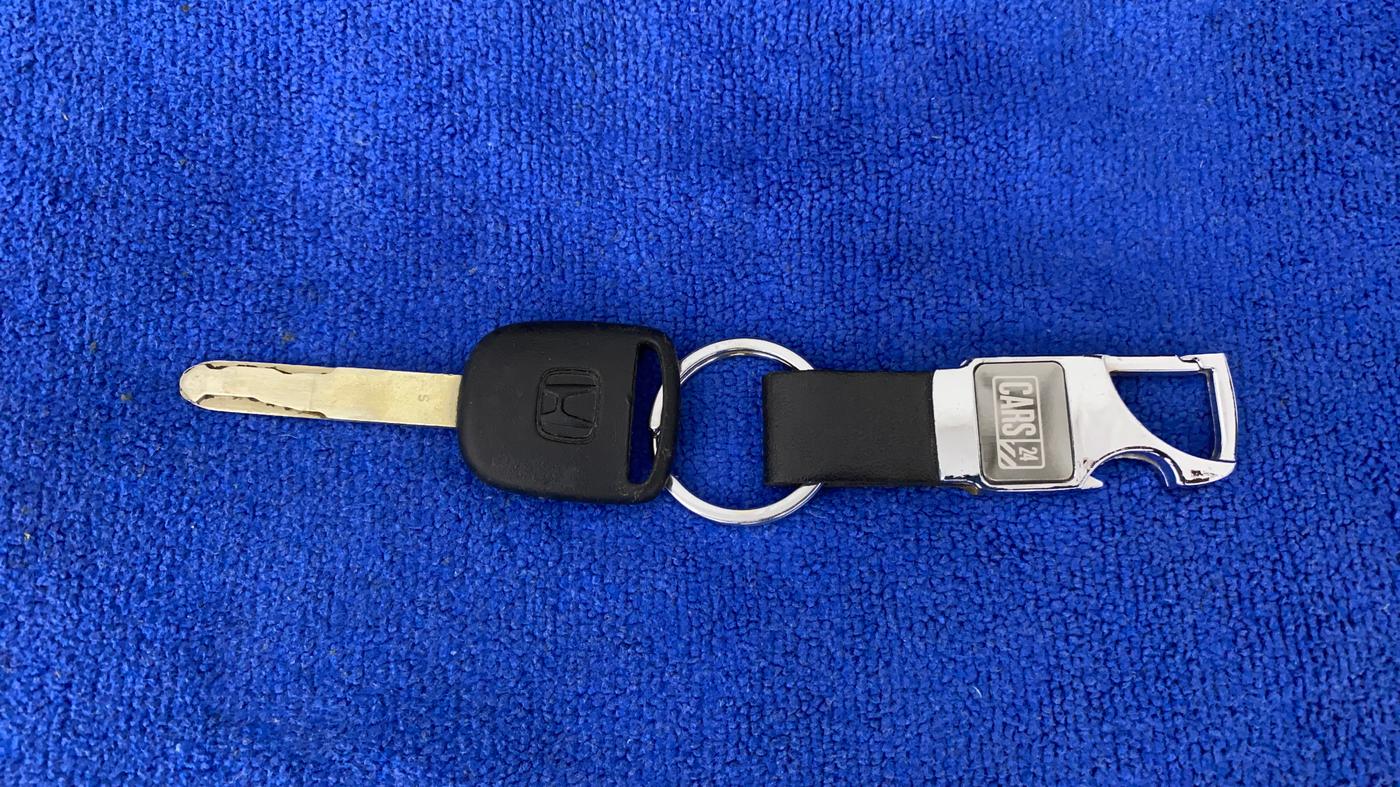 2016 Honda Brio S MT, Petrol, Manual, 92,019 km, Key Close Up