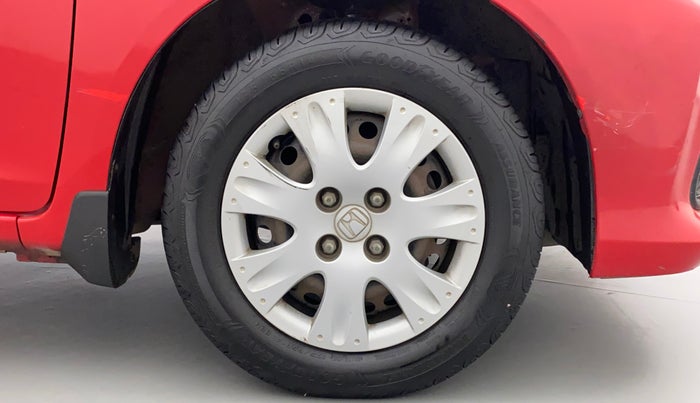 2016 Honda Brio S MT, Petrol, Manual, 92,019 km, Right Front Wheel