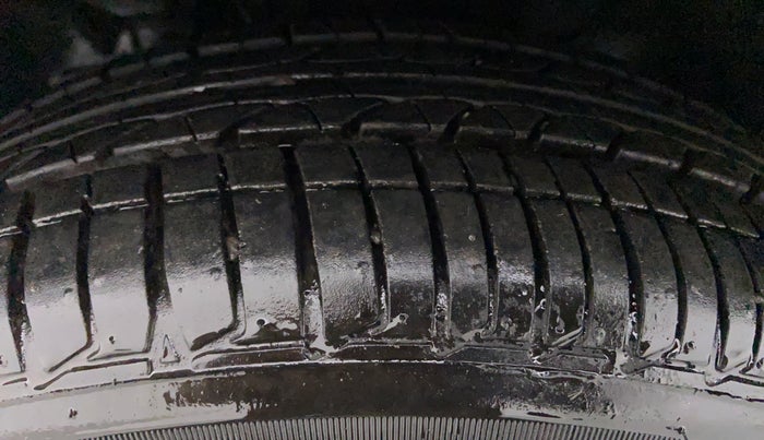 2021 Tata Tiago XZA+ 1.2 RTN, Petrol, Automatic, 1,269 km, Right Front Tyre Tread