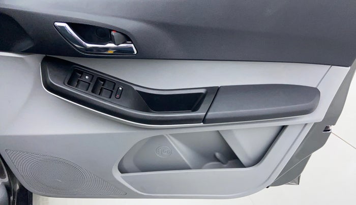 2021 Tata Tiago XZA+ 1.2 RTN, Petrol, Automatic, 1,269 km, Driver Side Door Panels Control
