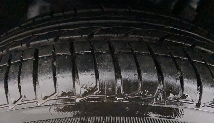 2021 Tata Tiago XZA+ 1.2 RTN, Petrol, Automatic, 1,269 km, Right Rear Tyre Tread