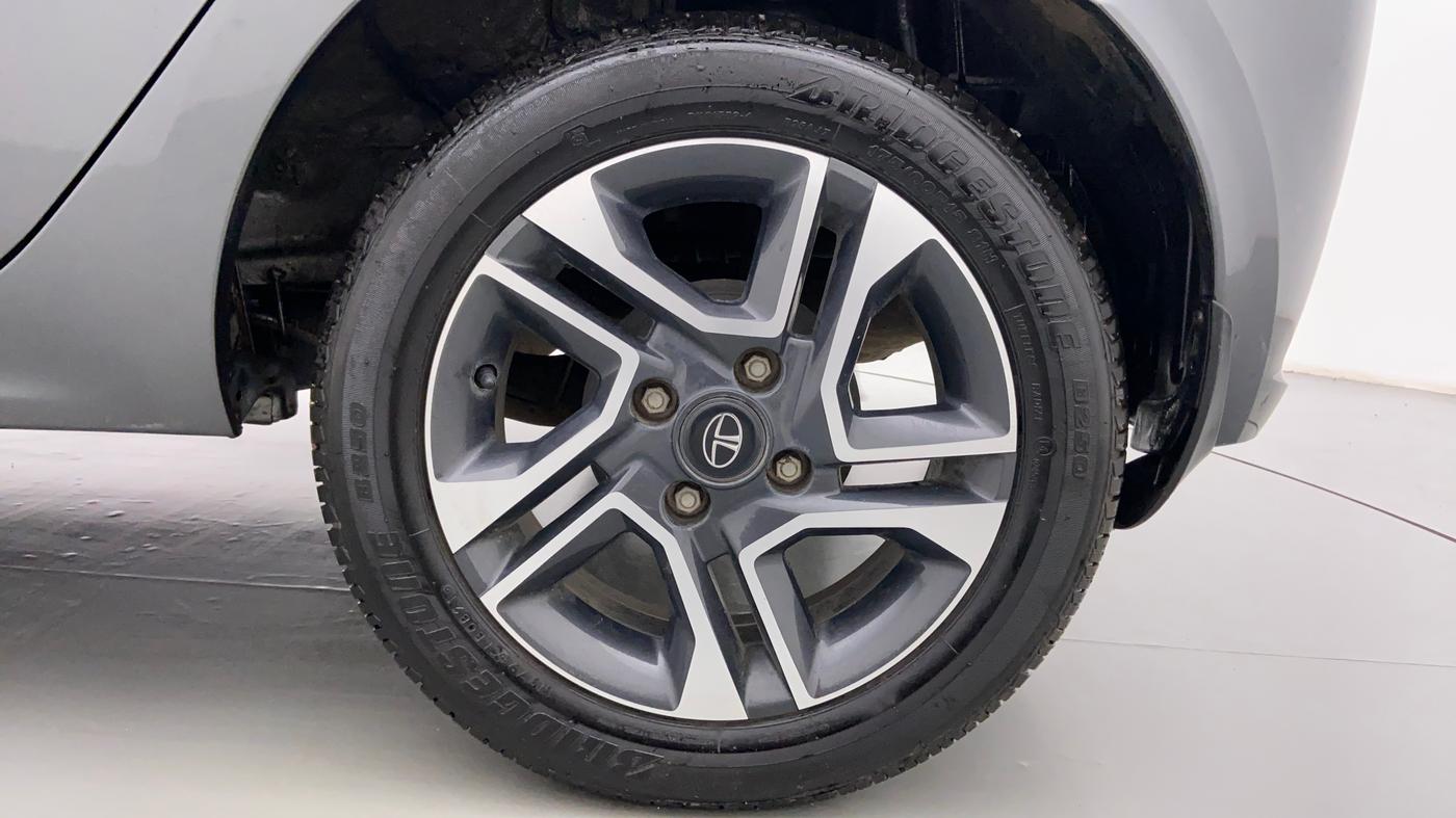 2021 Tata Tiago XZA+ 1.2 RTN, Petrol, Automatic, 1,269 km, Left Rear Wheel