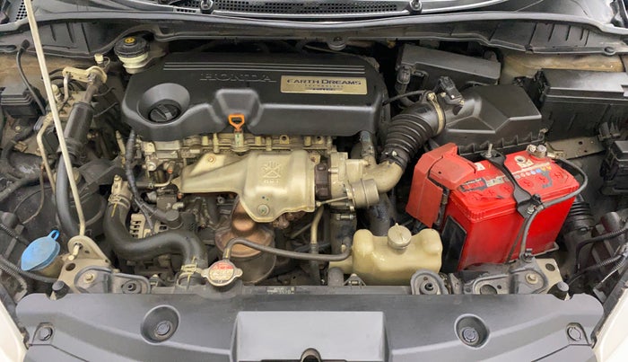 2015 Honda City VX MT DIESEL, Diesel, Manual, 1,00,403 km, Engine Bonet View