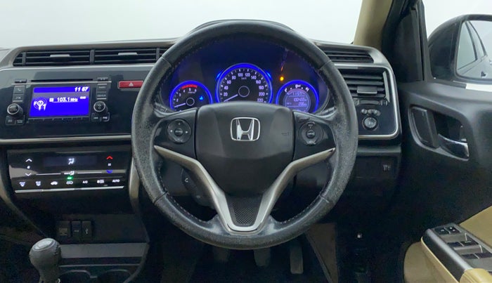 2015 Honda City VX MT DIESEL, Diesel, Manual, 1,00,403 km, Steering Wheel Close-up
